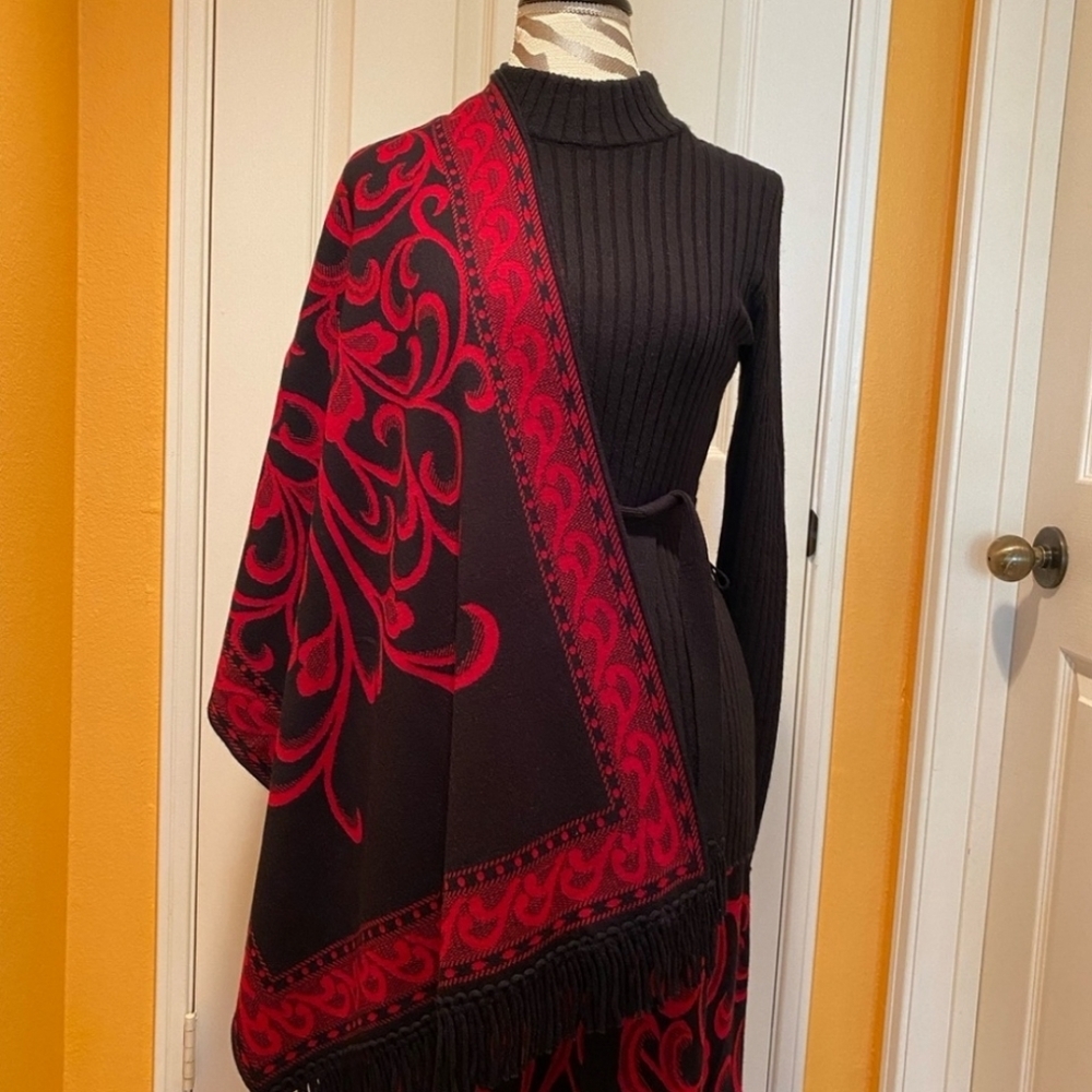 Nina Leonard knit turtleneck, skirt/fringe at bottom, large shawl.  See pictures